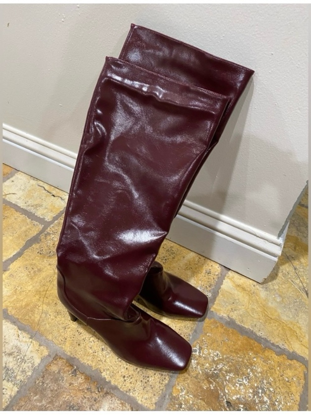 Commense burgundy High-Heel Square Toe Knee-High Boots new without box - Picture 4 of 6